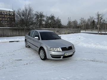 Авто Skoda Superb 2006 № 8436524