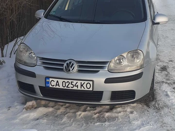 Авто Volkswagen Golf 2004 № 8436532