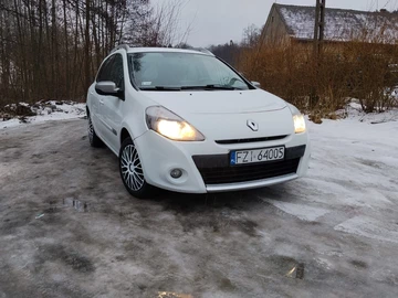 Авто Renault 4 2013 № 8436762