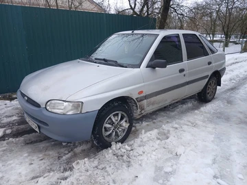 Авто Ford Escort 1998 № 8437051