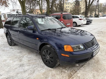 Авто Volkswagen Passat Variant 1999 № 8437146