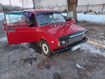Авто ВАЗ 2107 1988 № 8437571