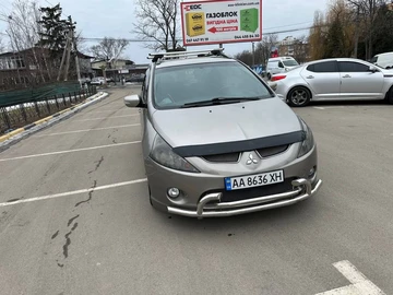 Авто Mitsubishi Grandis 2006 № 8437674