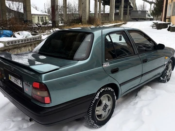 Авто Nissan Sunny 1995 № 8437696