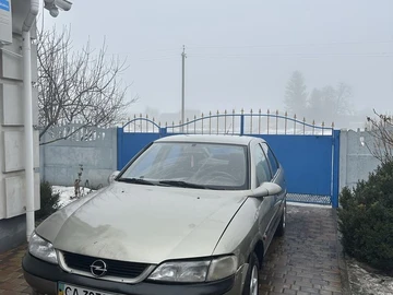 Авто Opel Vectra 1997 № 8437905