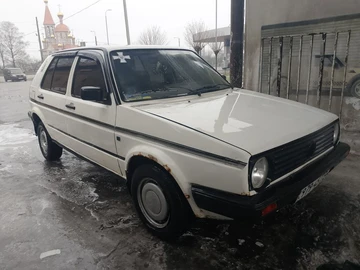 Авто Volkswagen Golf 1990 № 8438473