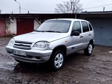 Авто Chevrolet Niva 2007 № 8438451