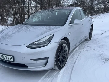 Авто Tesla Model 3 2018 № 8438669