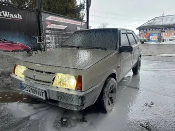 Авто ВАЗ 2109 1992 № 8438744