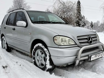 Авто Mercedes Ml Серия 2001 № 8438971