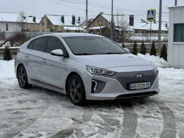 Авто Hyundai Ioniq 2017 № 8438997