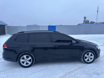 Авто Volkswagen Golf 2017 № 8439124