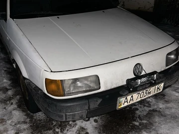 Авто Volkswagen Passat Variant 1989 № 8439187