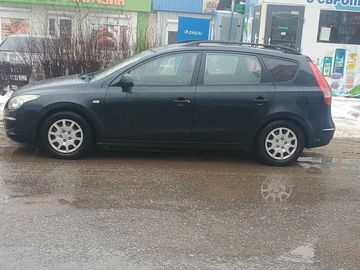Авто Hyundai I30 2010 № 8439263