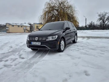Авто Volkswagen Tiguan 2019 № 8439421