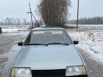 Авто ВАЗ 21099 2002 № 8439424