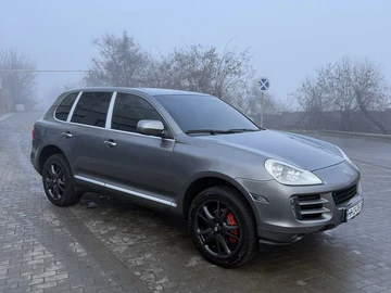 Авто Porsche Cayenne 2009 № 8439441