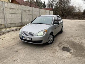 Авто Hyundai Accent 2010 № 8439608