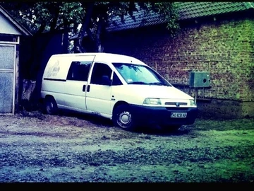 Авто Citroen Jumpy 2000 № 8439830