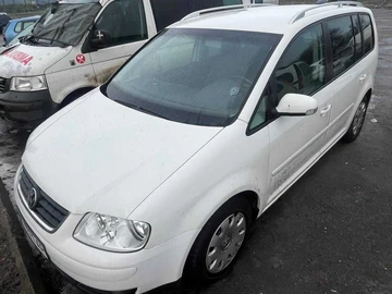 Авто Volkswagen Touran 2004 № 8440282