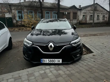 Авто Renault 4 2017 № 8440584