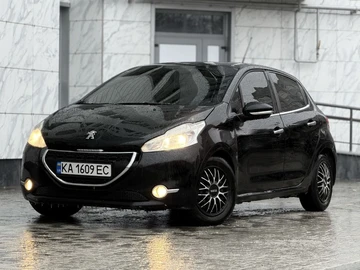 Авто Peugeot 208 2013 № 8440625