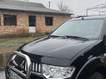 Авто Mitsubishi Pajero Sport 2010 № 8440711