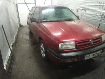 Авто Volkswagen Vento 1993 № 8440713
