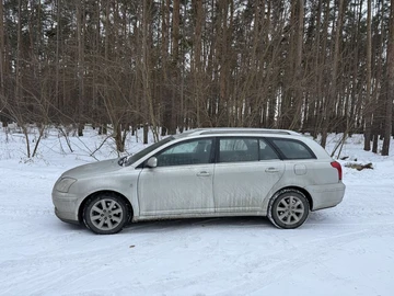 Авто Toyota Avensis 2005 № 8440816