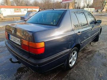 Авто Volkswagen Vento 1993 № 8440825