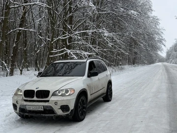 Авто BMW X5 2012 № 8440840