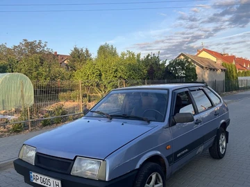 Авто ВАЗ 2109 1996 № 8440888
