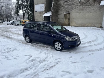 Авто Opel Zafira 2006 № 8441609