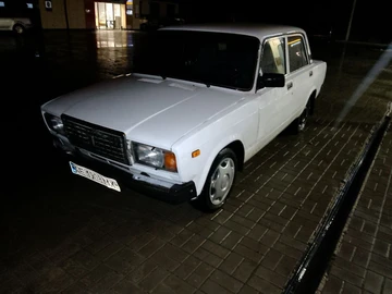 Авто ВАЗ 2107 2007 № 8441756