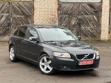 Авто Volvo V50 2009 № 8441765