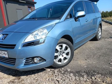 Авто Peugeot 5008 2010 № 8441767