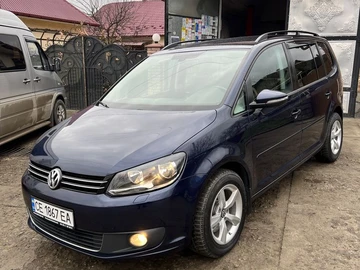 Авто Volkswagen Touran 2013 № 8441791