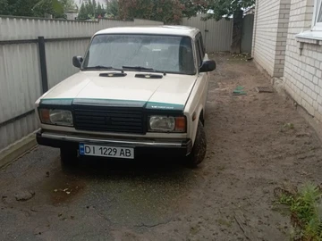 Авто ВАЗ 2107 1995 № 8441853