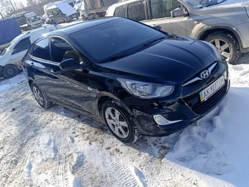 Авто Hyundai Accent 2013 № 8441987