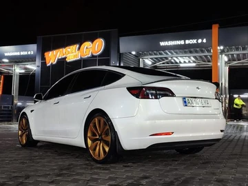 Авто Tesla Model 3 2020 № 8441989