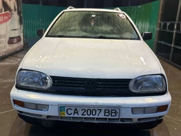 Авто Volkswagen Golf 1995 № 8442027