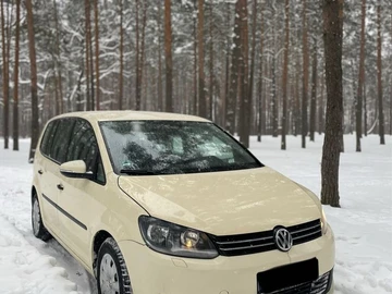 Авто Volkswagen Touran 2014 № 8442313