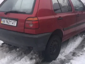 Авто Volkswagen Golf 1992 № 8442494