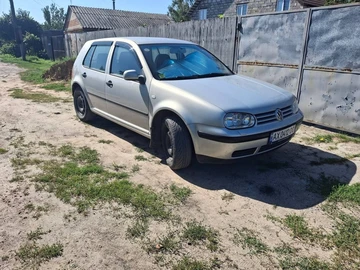Авто Volkswagen Golf 1999 № 8442745