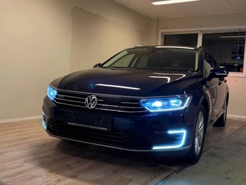 Авто Volkswagen Passat Variant 2017 № 8442874