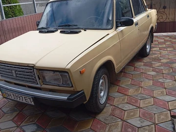 Авто ВАЗ 2107 1995 № 8442895