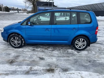 Авто Volkswagen Touran 2004 № 8442940