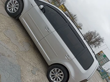 Авто Volkswagen Touran 2005 № 8442955