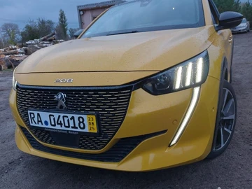 Авто Peugeot 208 2021 № 8443065