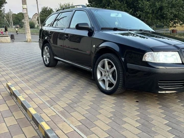 Авто Skoda Octavia 2003 № 8443403